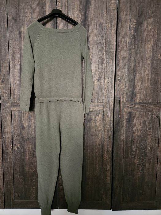 Комбинезон для девушки в идеальном состоянии