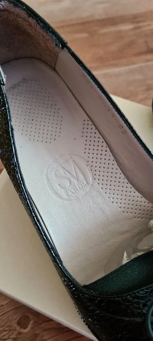 Продам туфли новые !