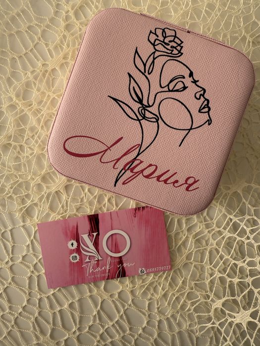 Кутия за бижута с персонализиран дизайн и послание