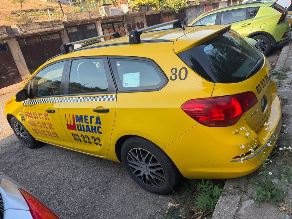 Opel Astra j sports tourer A16xer. На части.