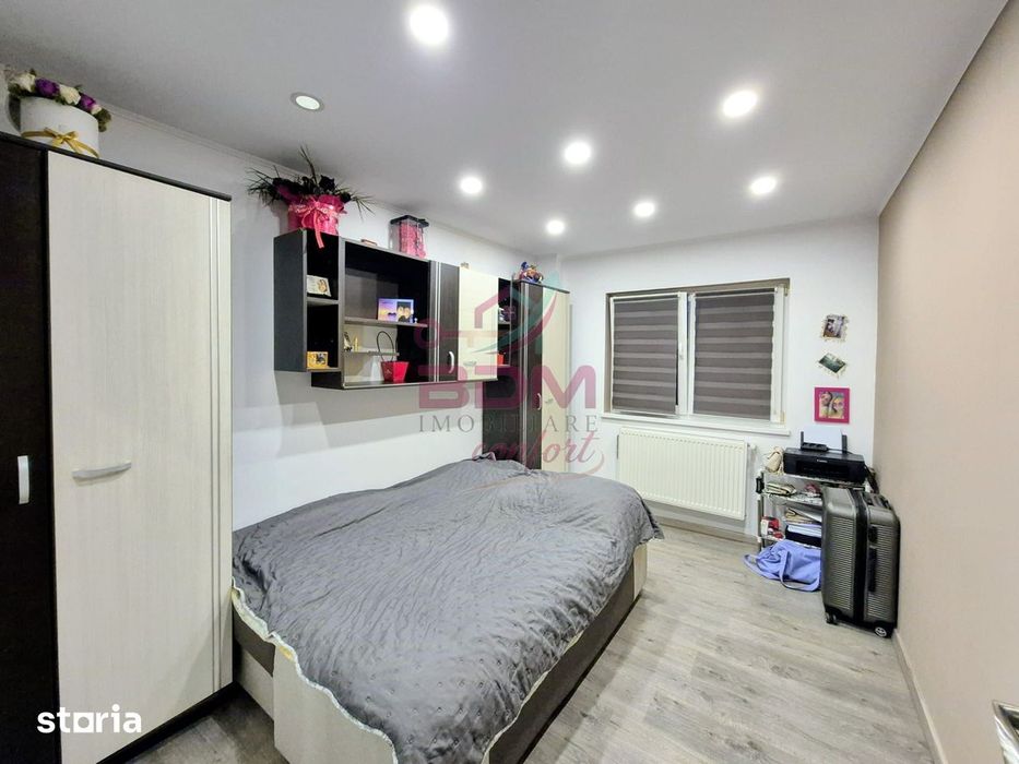 Vand apartament 3 camere
