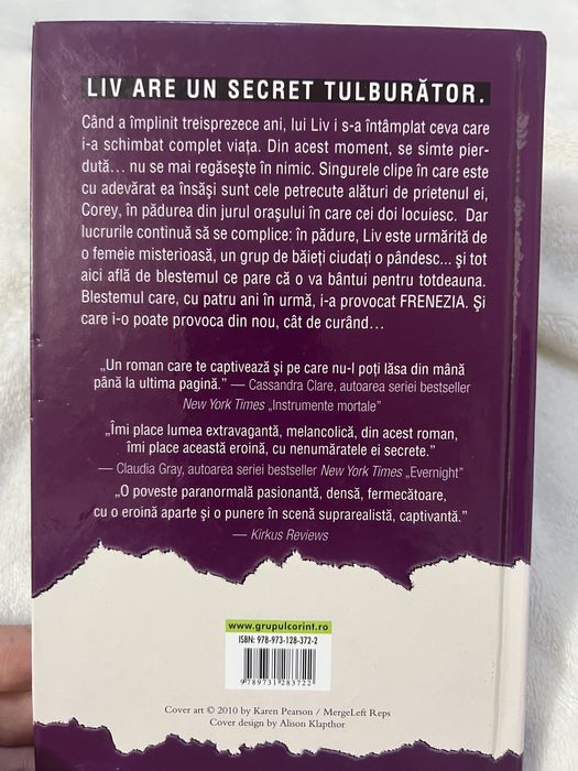 Carti fantezie adolescenti