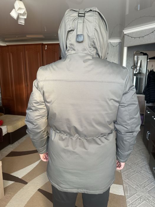Продам мужской пуховик