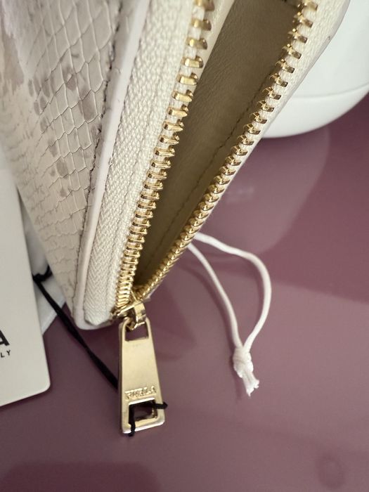 Кожен портфейл Furla Намален
