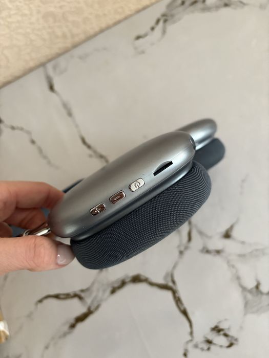 Беспроводные наушники Bluetooth