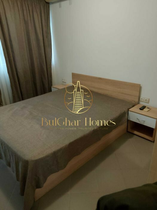 Дава се под наем Двустаен апартамент в Варна, Център - 55 кв.м за 478.38 € - Снимка #1