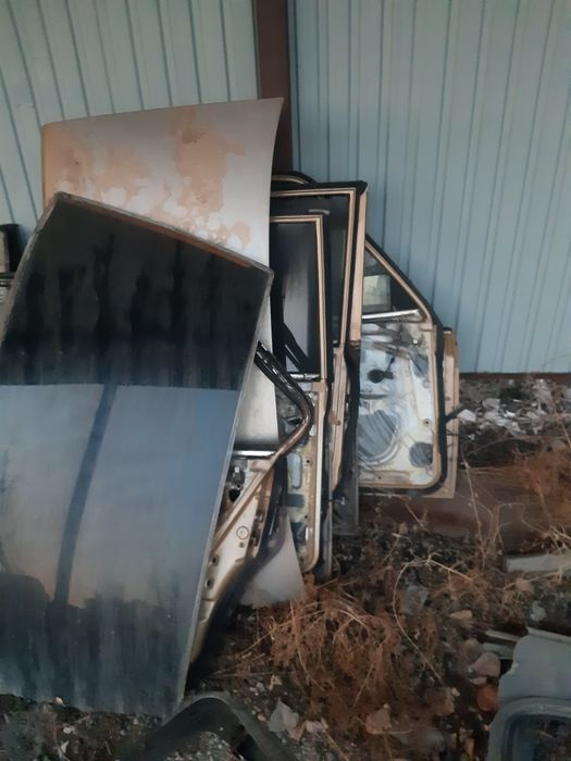 Продам запчасти бмв е28