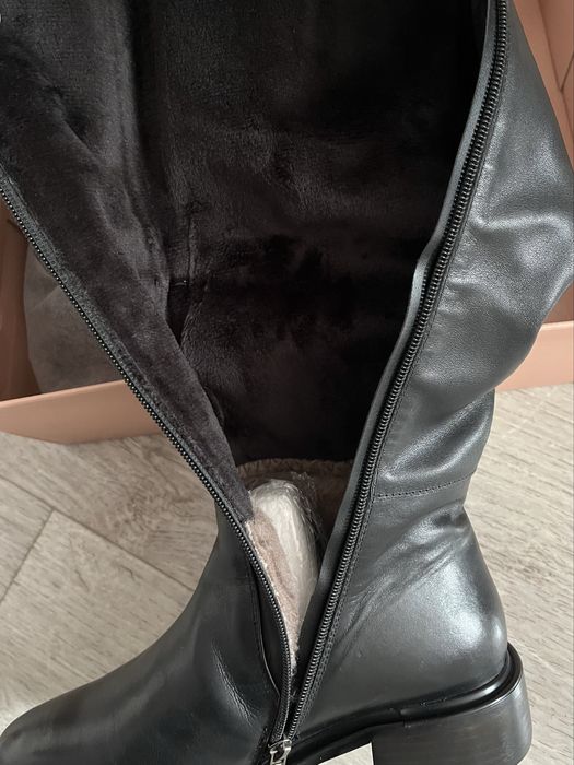 Сапоги женскиеее