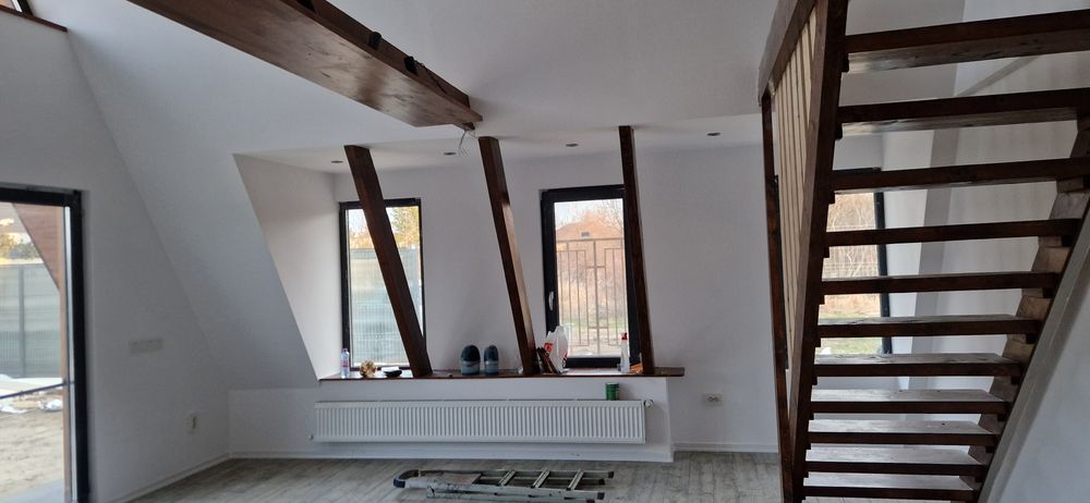 Casă A-frame de vânzare