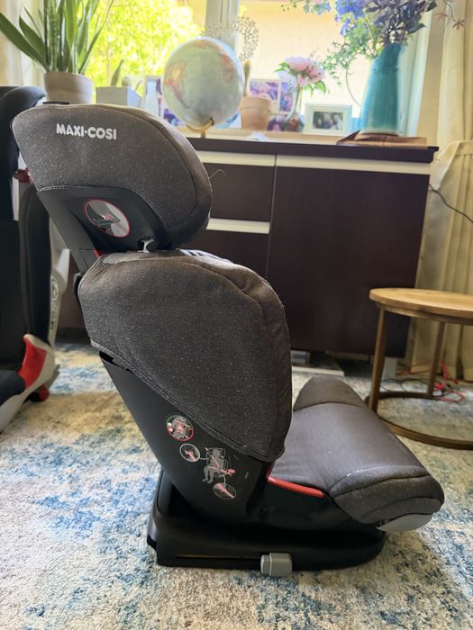 Maxi Cosi scaun masina copii, intre 18-36kg, conditie foarte buna