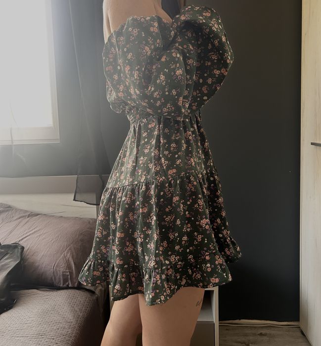 Рокля Forever 21 с цветя