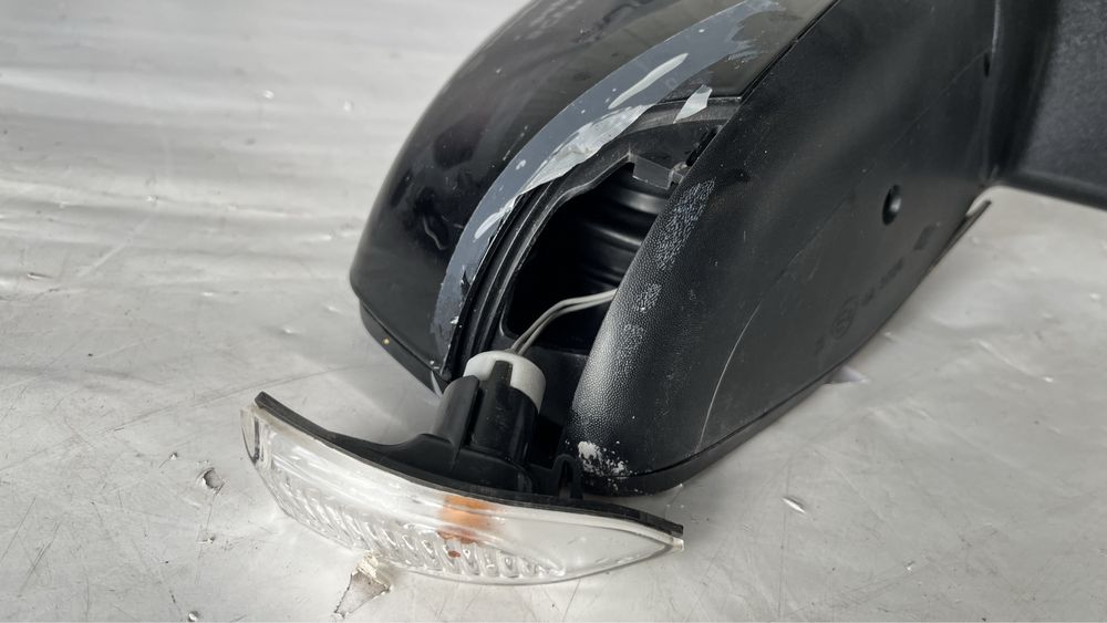 Дясно огледало Renault Scenic 3 (2009-2016)