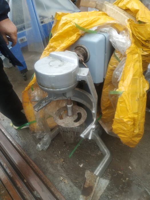 Миксер 30 литров