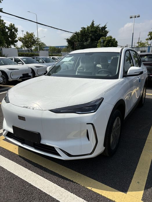 Geely Galaxy E5, версия Pioneer 440km