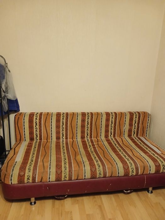 Диван яркий, механизм Тиктак