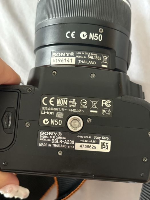 Sony  DSLR-A230