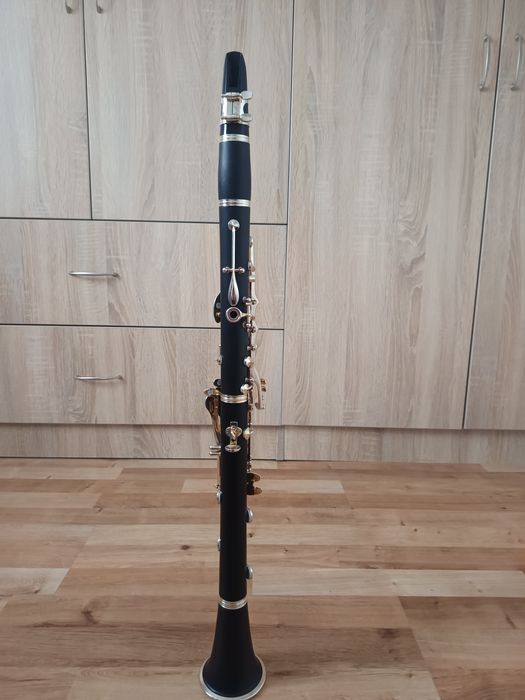 Продавам кларинет Weber Bb