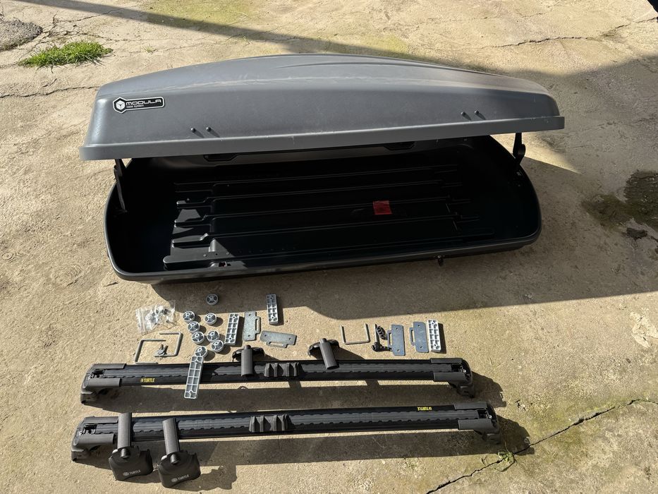 Продается авто бокс с рейлингами