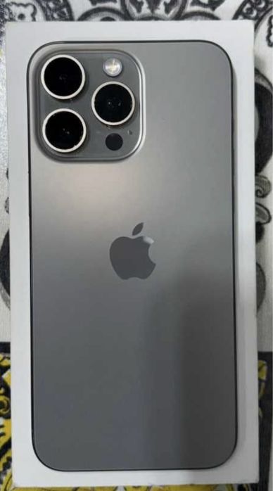 15 Pro max 256 GB 85%