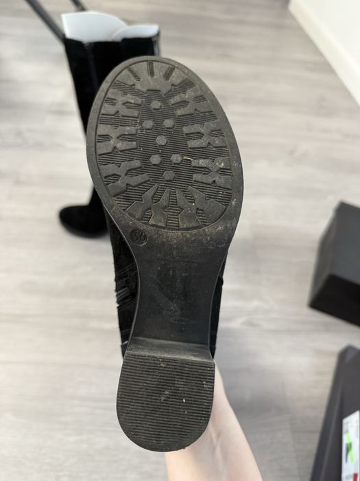 Cizme piele intoarsa benvenuti