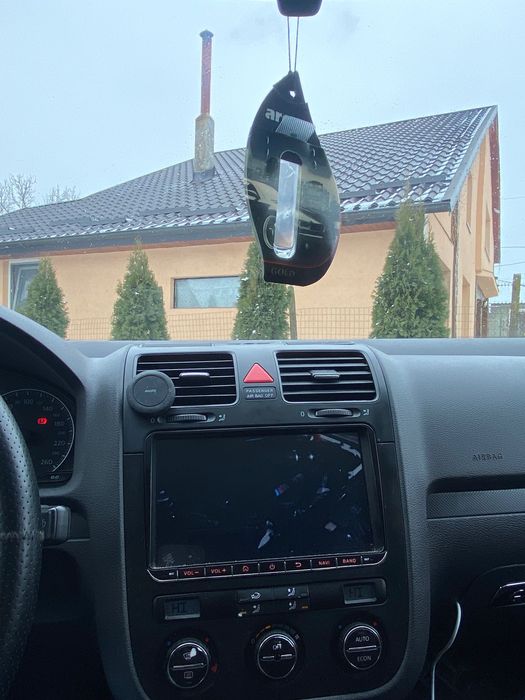 Golf 5 de vânzare !