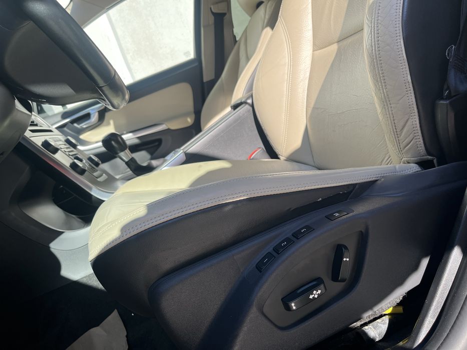 Volvo v60 R design  2.0tdi 5 cilindri Made in sweden