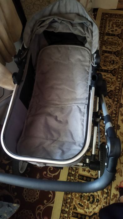 Продам коляску Belecoo