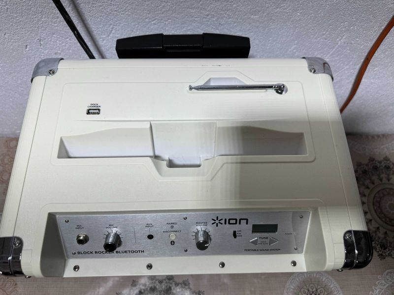 Колона караоке  - Ion block rocker