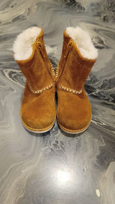 Бебешки боти Clarks