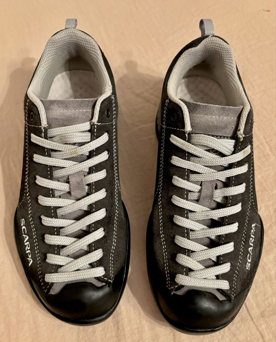 2 чифта SCARPA номер 37, туристически обувки, маратонки планина