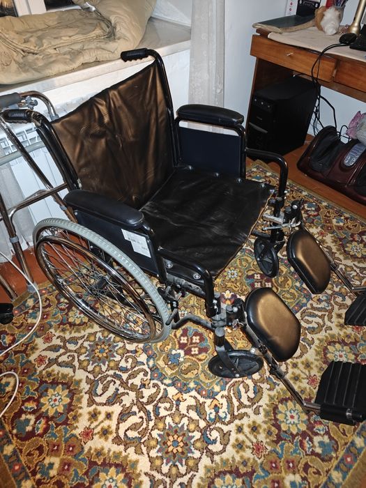 Инвалидная коляска