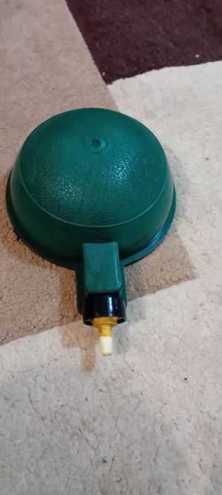 Pompa de picior veche