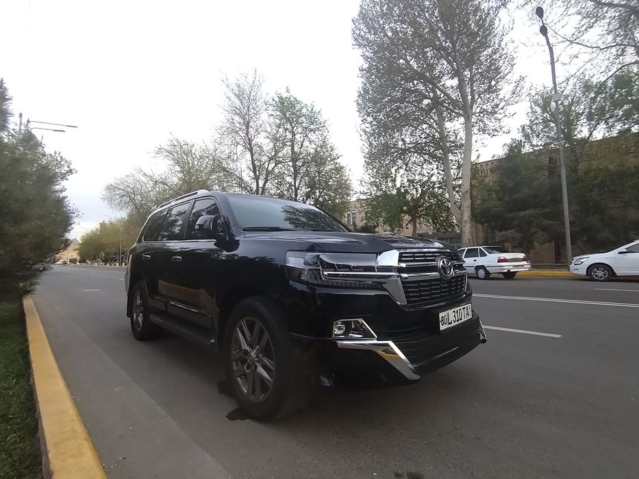 Траспорт Хизмати Ланд Крузер300, Ланд Крузер200, Ланд Крузер150 Минива