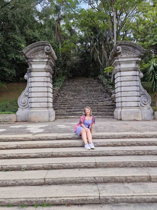 Profesoară de engleză cu 10 ani de experiență internațională - online