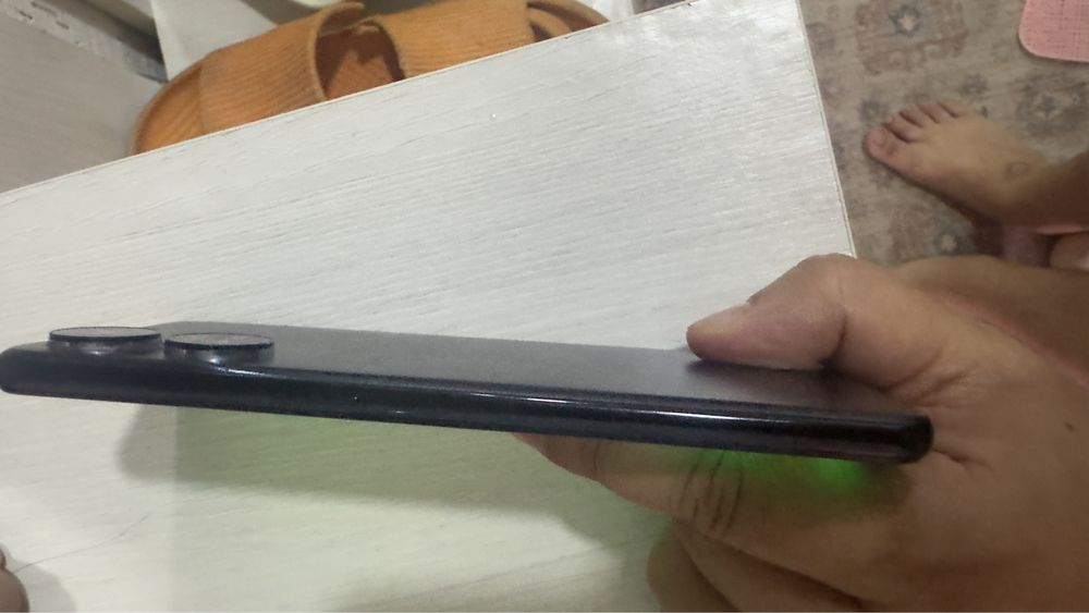 Oppo срочно продам смартфон гаджет