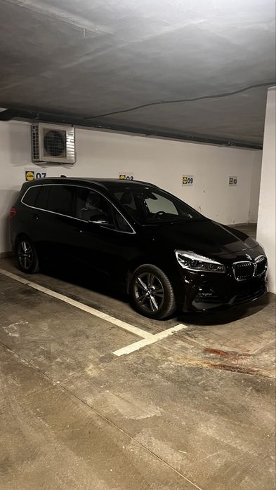 BMW 2 Grand Tourer