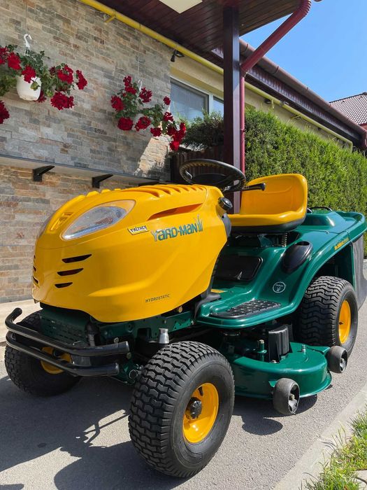 Tractoras de tuns iarba YarDMan KawasaKi 22HP