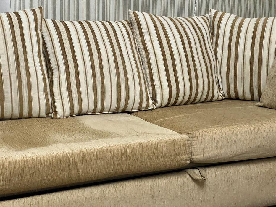 Мягкая мебель  для гостиной