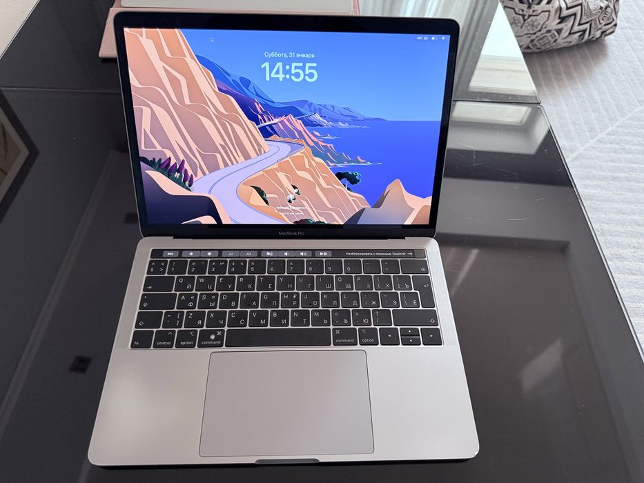 Macbook pro retina 2019 13’ touchbar