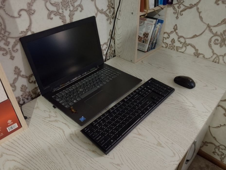 Noutbuk, Acer, 512 SSD qoʻyilgan. Ishlashiga gap yoʻq.