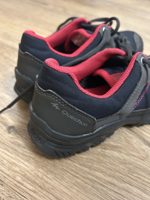 Туристически обувки Decathlon