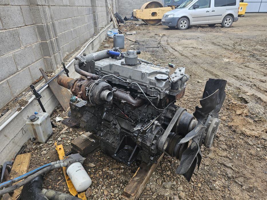 Двигатель исузу 4hk1