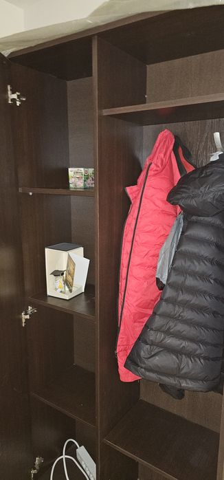 Портманто от дървесен материал