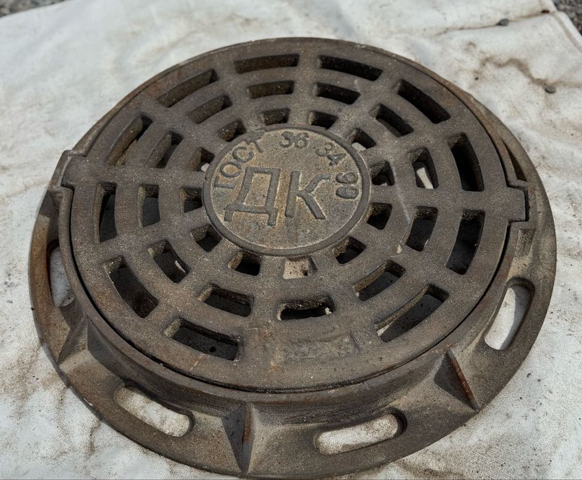 Чугунные люки новые