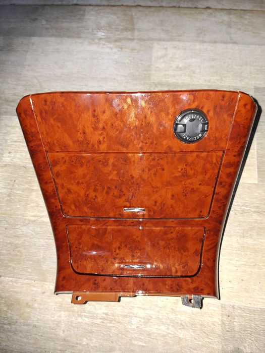 Консол тайота 30 35.