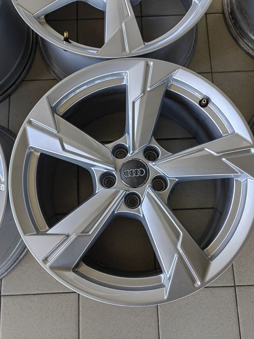 Оригинални джанти за Ауди (Audi) 18" 5x112