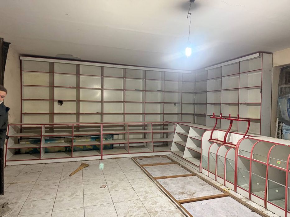 Magazin polkasi yasalgan tayor