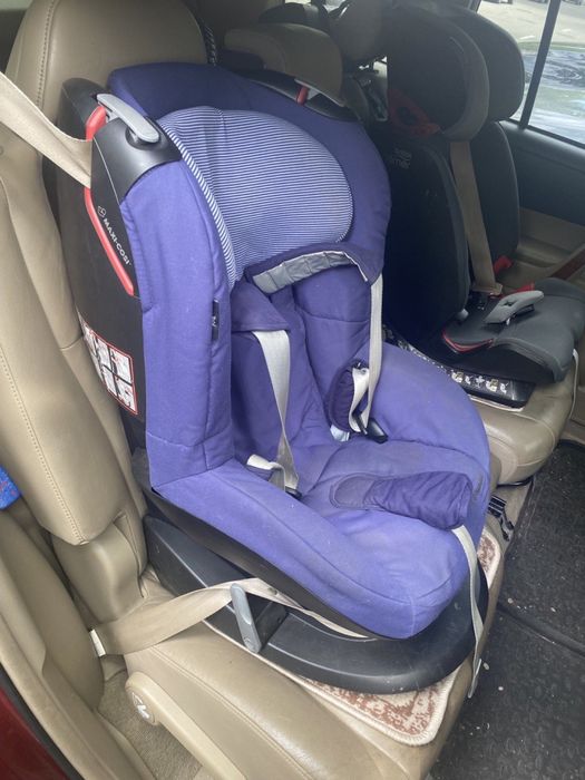 Детское автомобильное кресло Maxi Cosi