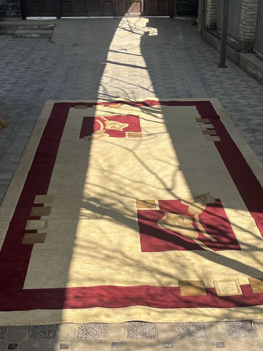 Продам ковры в хорошем состоянии