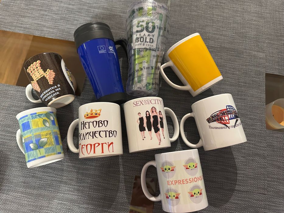 11 броя чаши общо